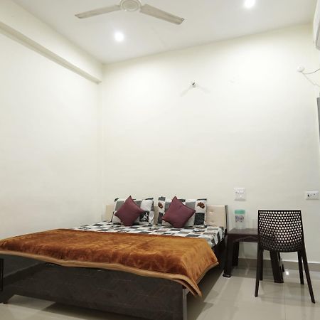 Hotel Jaanvi Orchha Exteriör bild