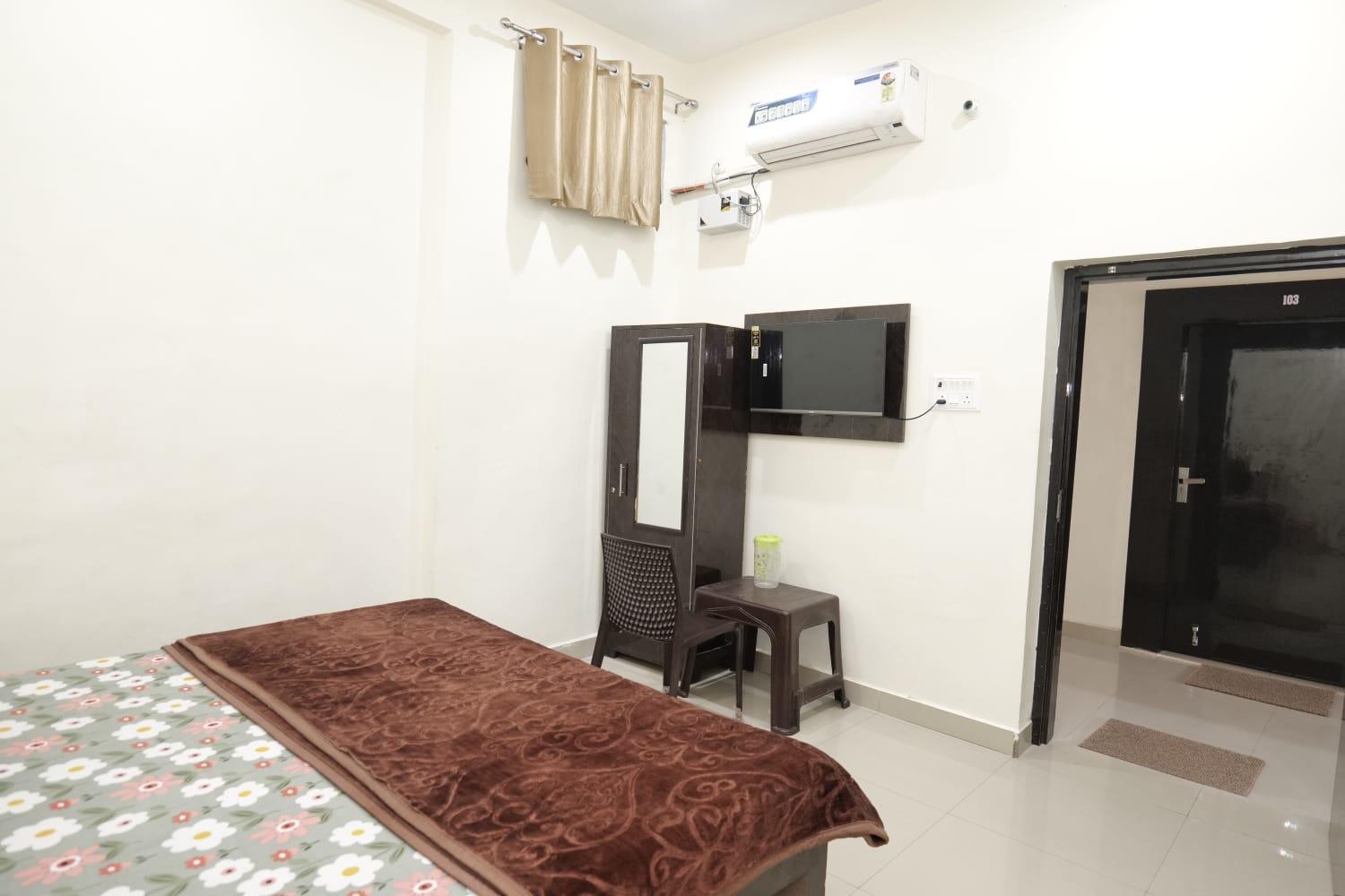 Hotel Jaanvi Orchha Exteriör bild