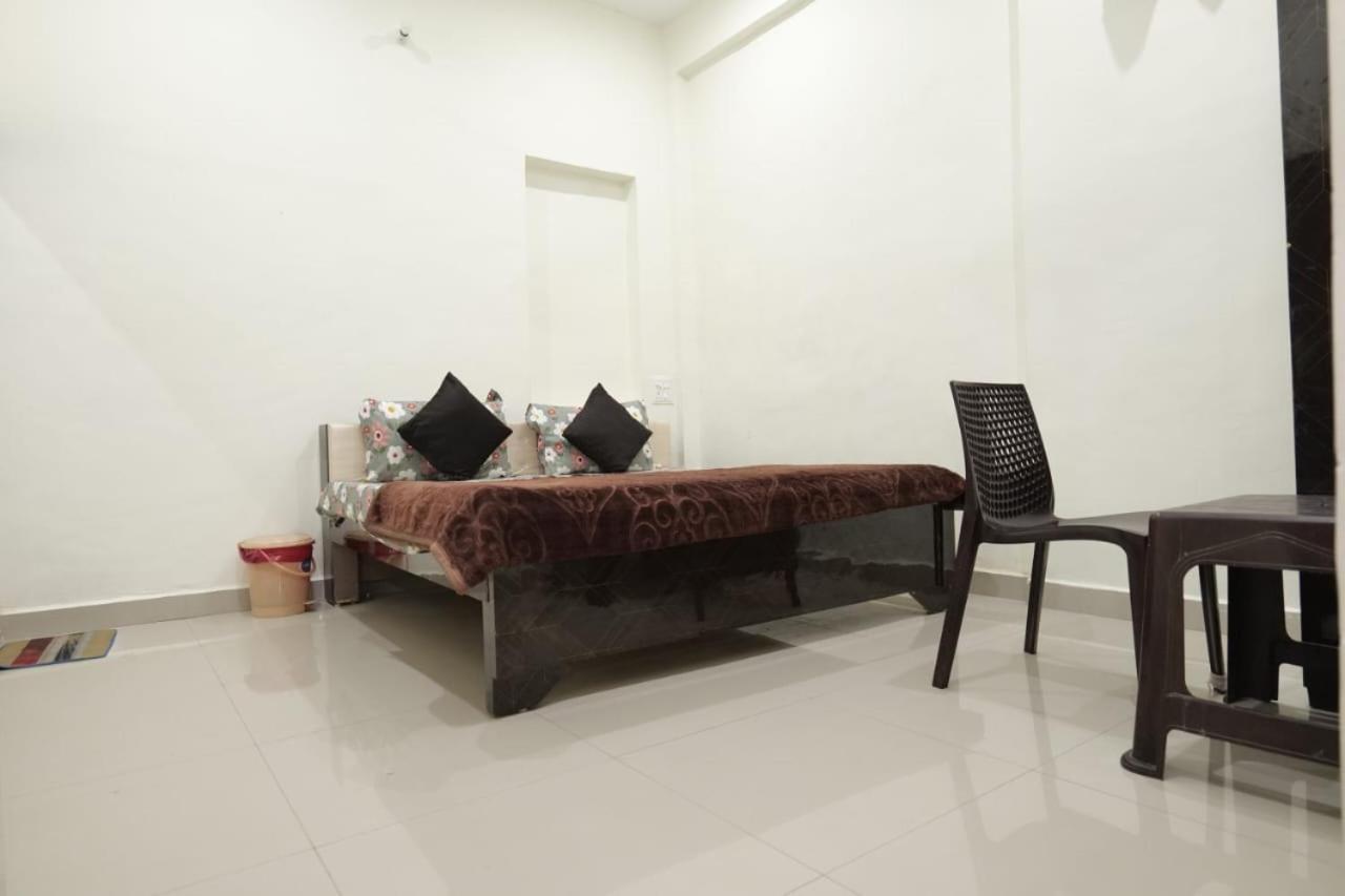 Hotel Jaanvi Orchha Exteriör bild